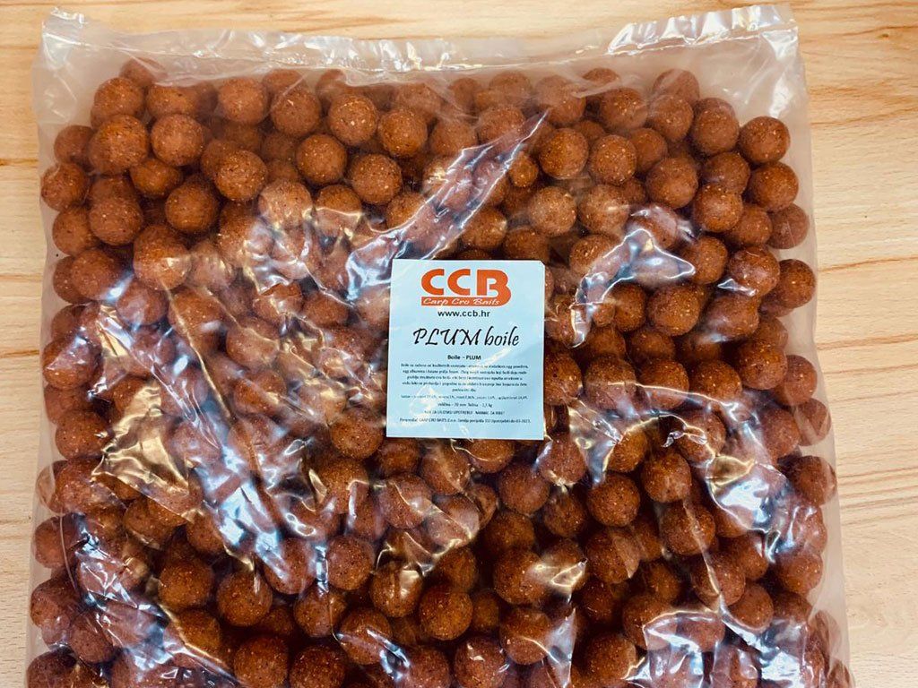 CCB Boilie 2.5kg, 20mm Plum/Šljiva